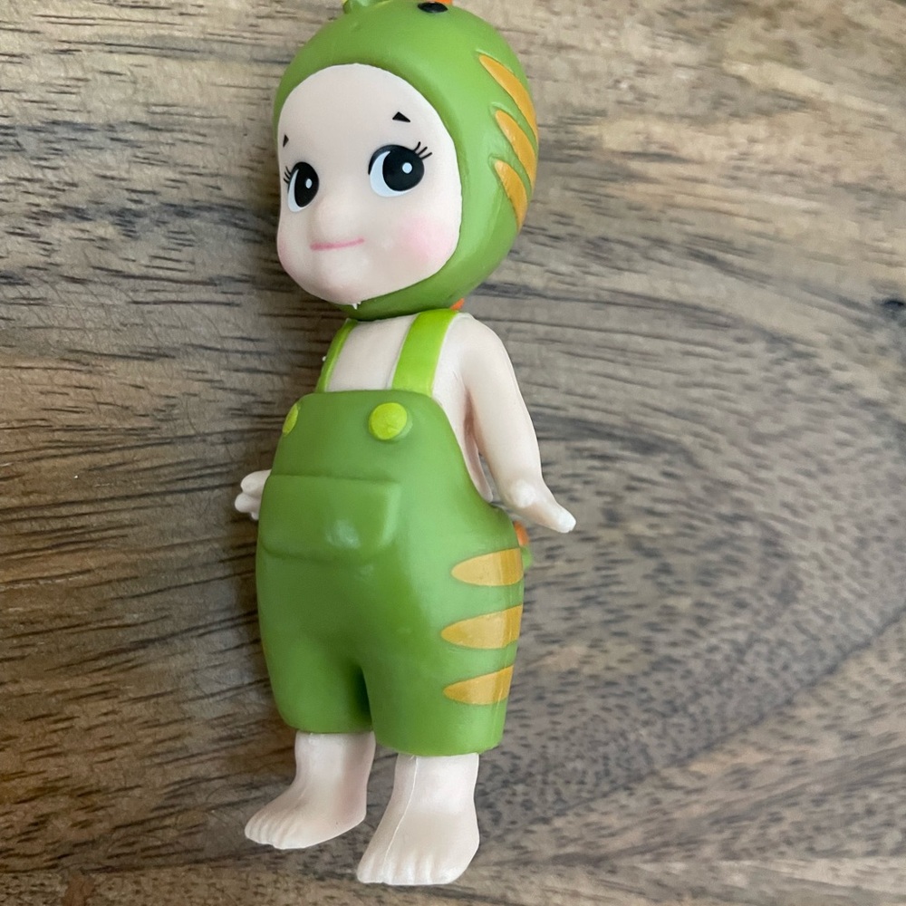 Adorable Green Dinosaur Sonny Angel